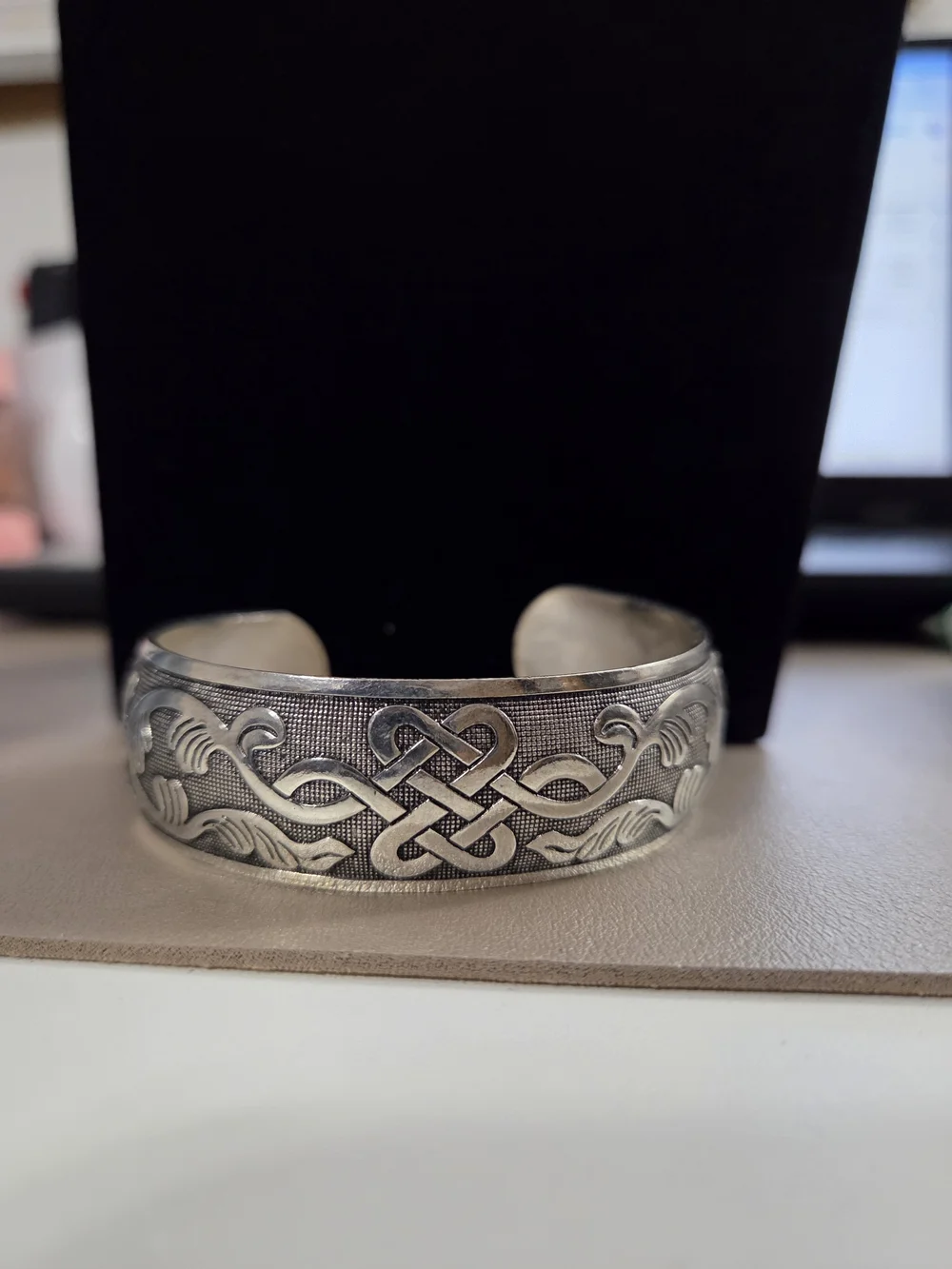 Silver-tone Celtic Knot Engraved Men's Cuff Bracelet